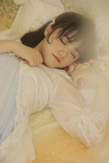 《女教师》未删减